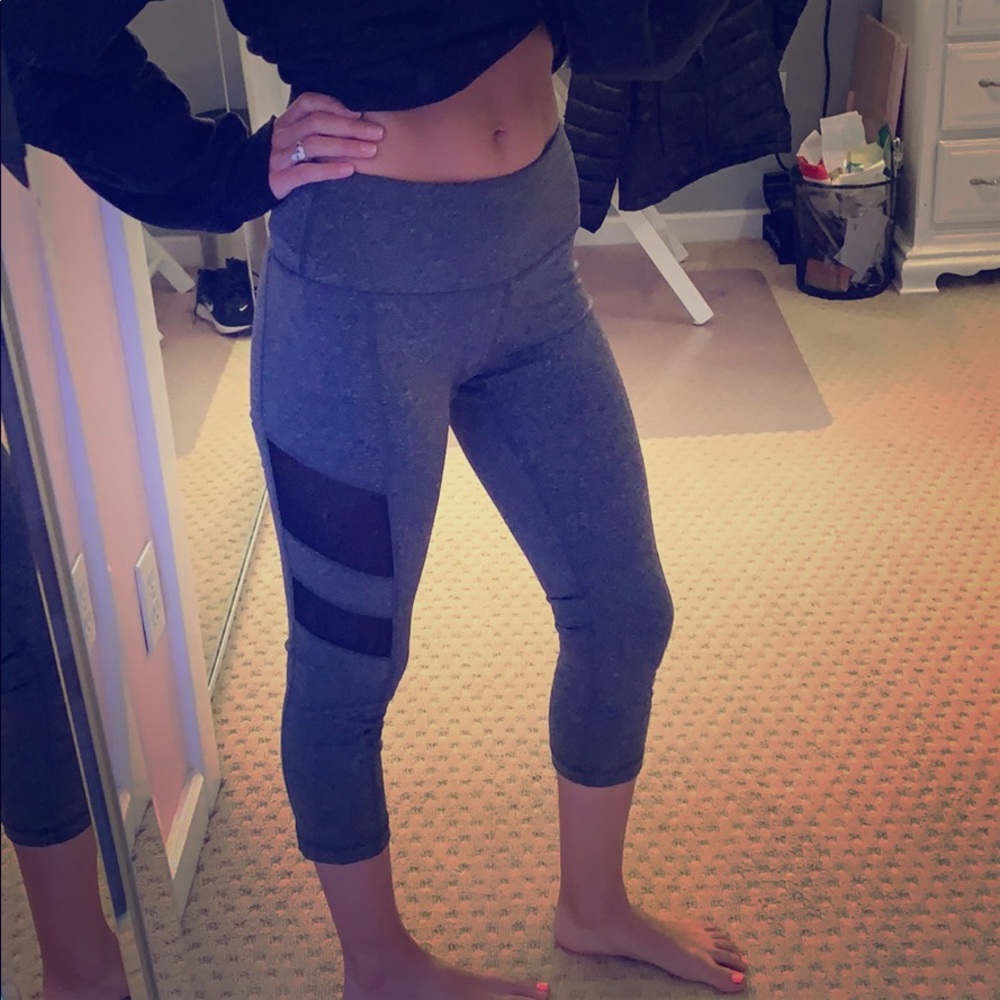90 Degree by Reflex grey black mesh small legging